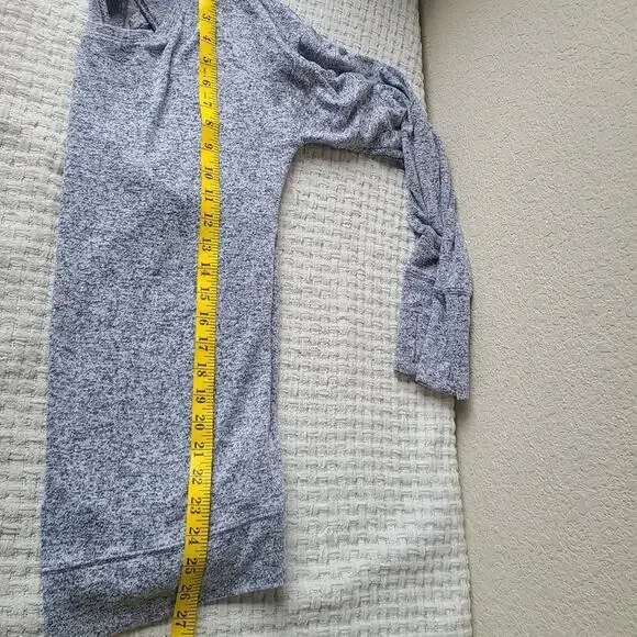 Athleta Gray Long Sleeve Top - Picture 5 of 7